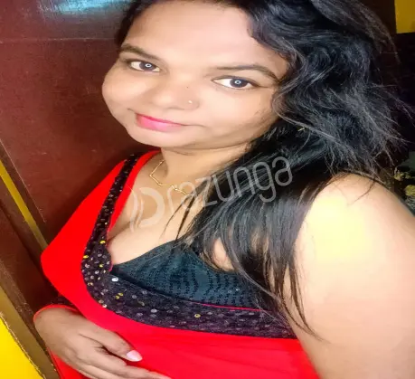 Sexy tranny here